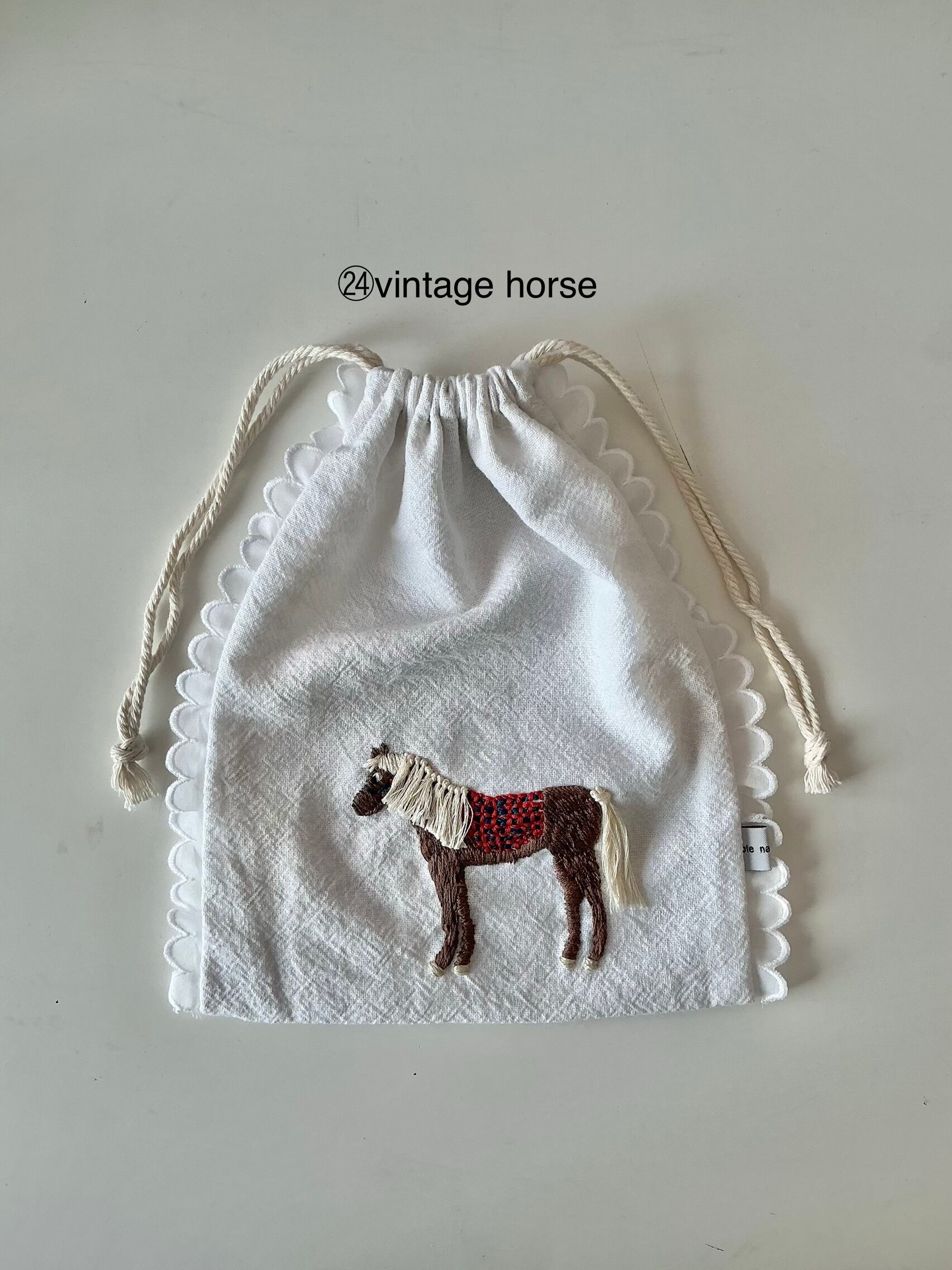 ㉔vintage horse