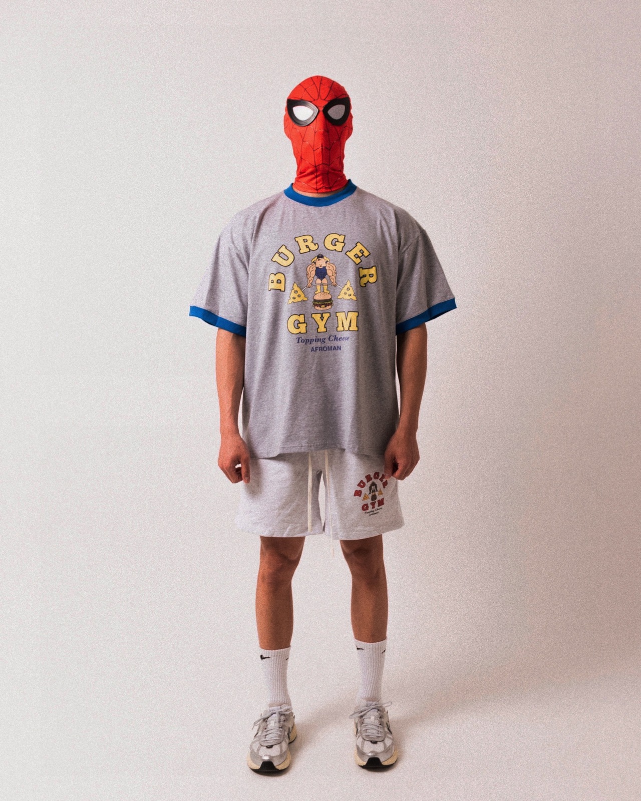 バーガージムリンガーTシャツ　グレー