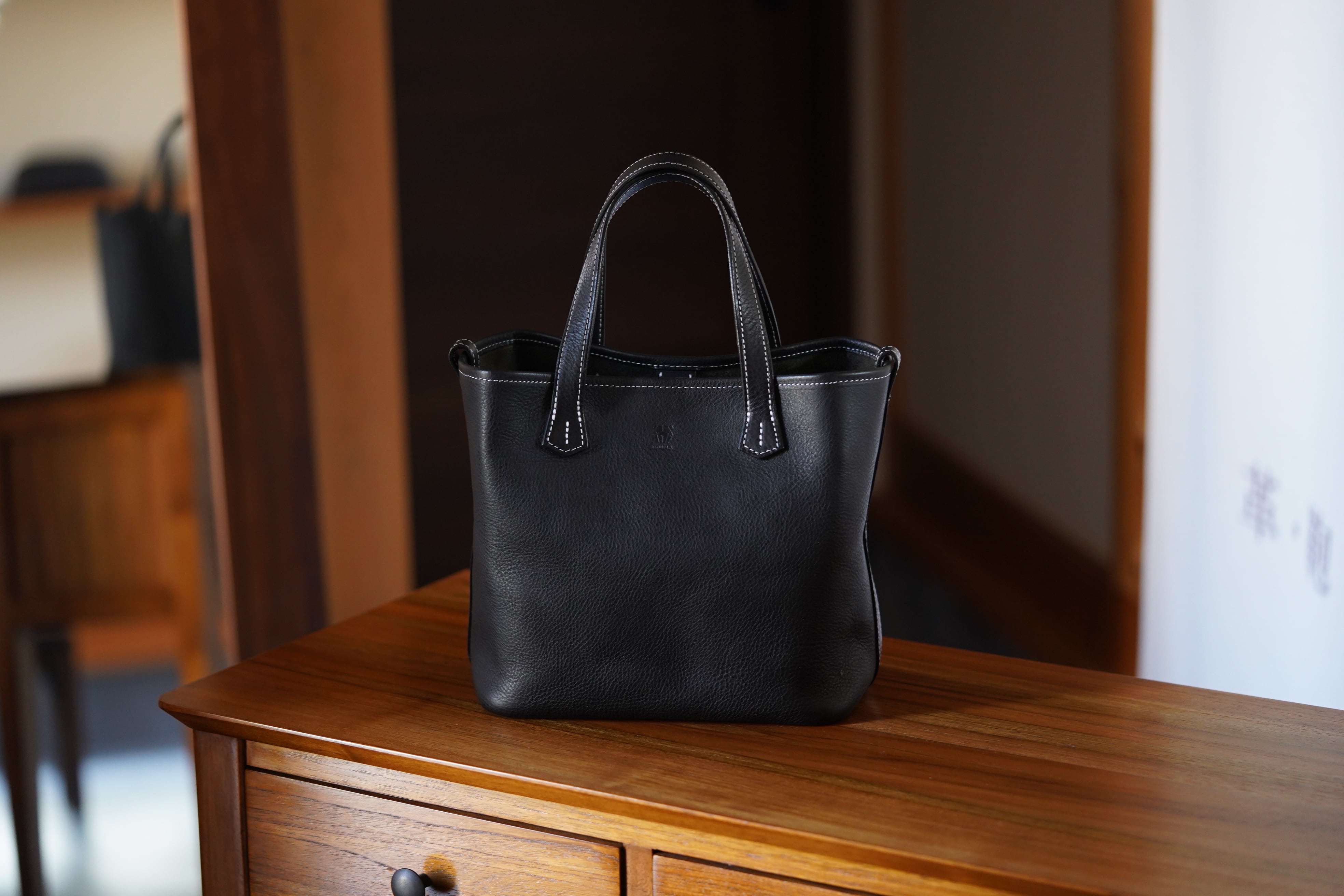 小物 m. 在庫限りのビッグセール】栃木レザー l字ファスナー 本革 ホワイト