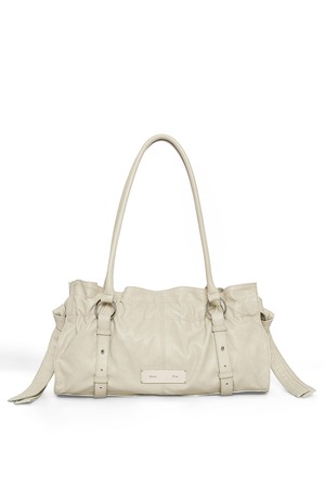 [Matin Kim] SHIRRING TIE BUCKLE SHOULDER BAG IN BEIGE 正規品 韓国ブランド 韓国通販 韓国代行 韓国ファッション マーティンキム matinkim 日本 店舗