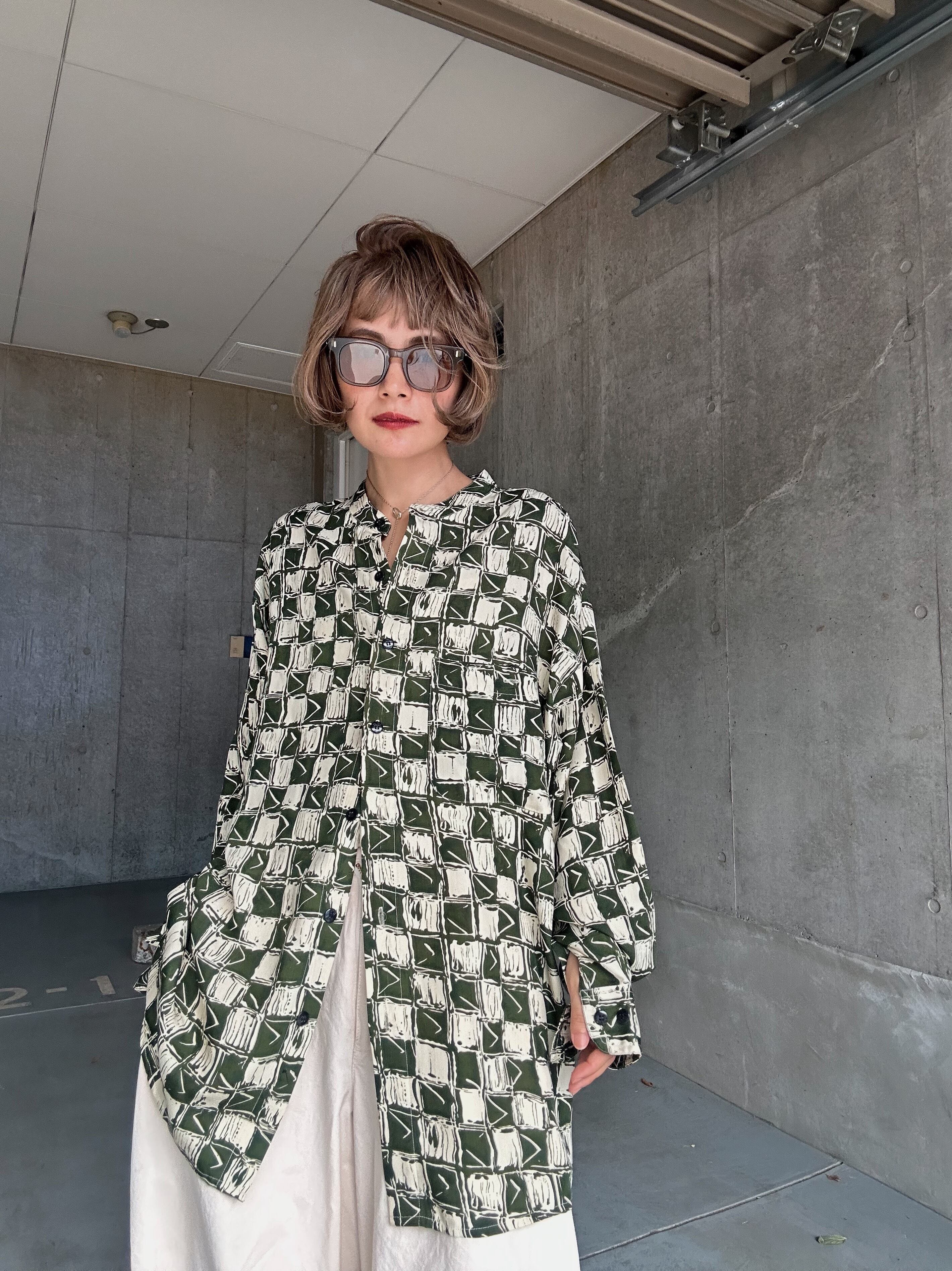 (SH)All-over pattern band collar silk shirt