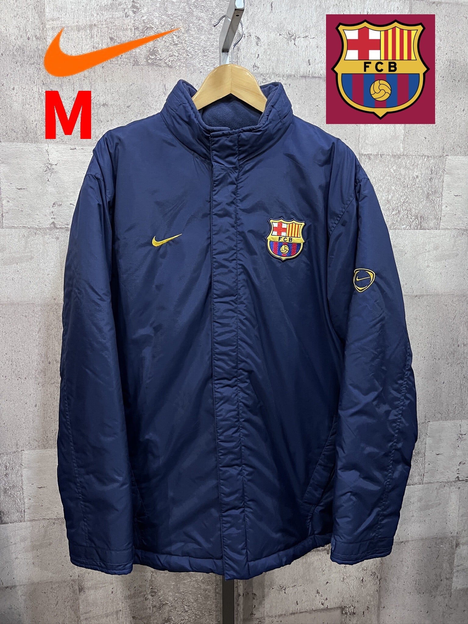 名古屋グランパス 2024 MIZUNO 中綿ハーフコート XL 2024 MIZUNO WEAR | 特集ページ | NAGOYA GRAMPUS WEB SHOP 名古屋