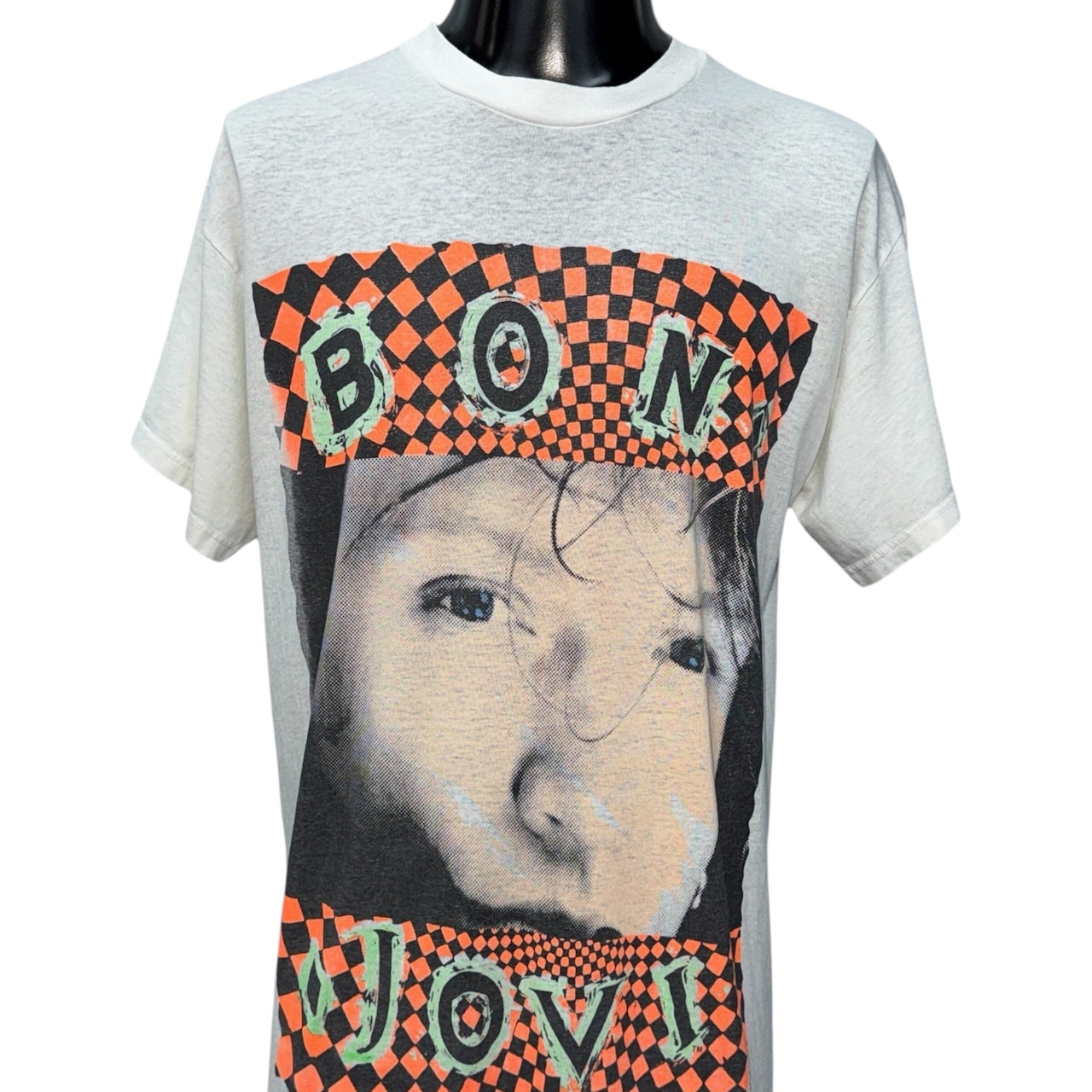 【BON JOVI】ボン・ジョヴィ "ROCKS THE EARTH TOUR" 1989年コピーライト 80's Vintage Tシャツ