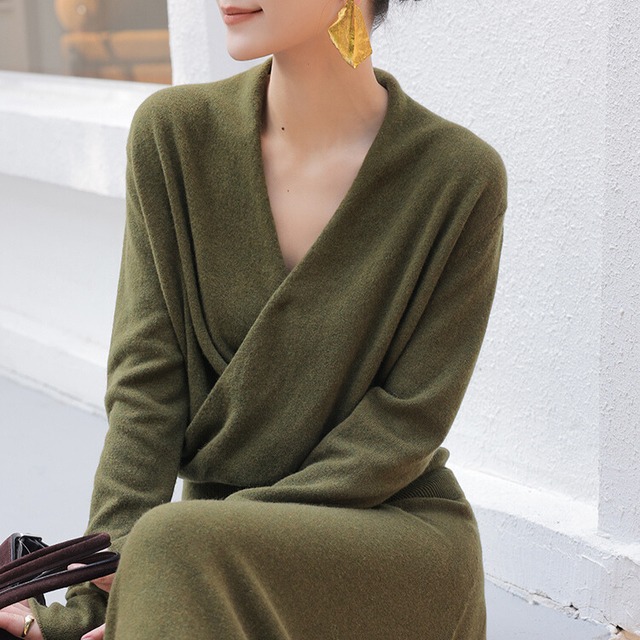 ラップ風 Vネック ニット　H11060