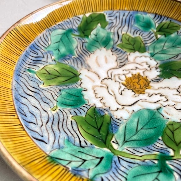 47008】 九谷焼 牡丹（1枚）明治 / Kutani Plate - Peony / Meiji Era