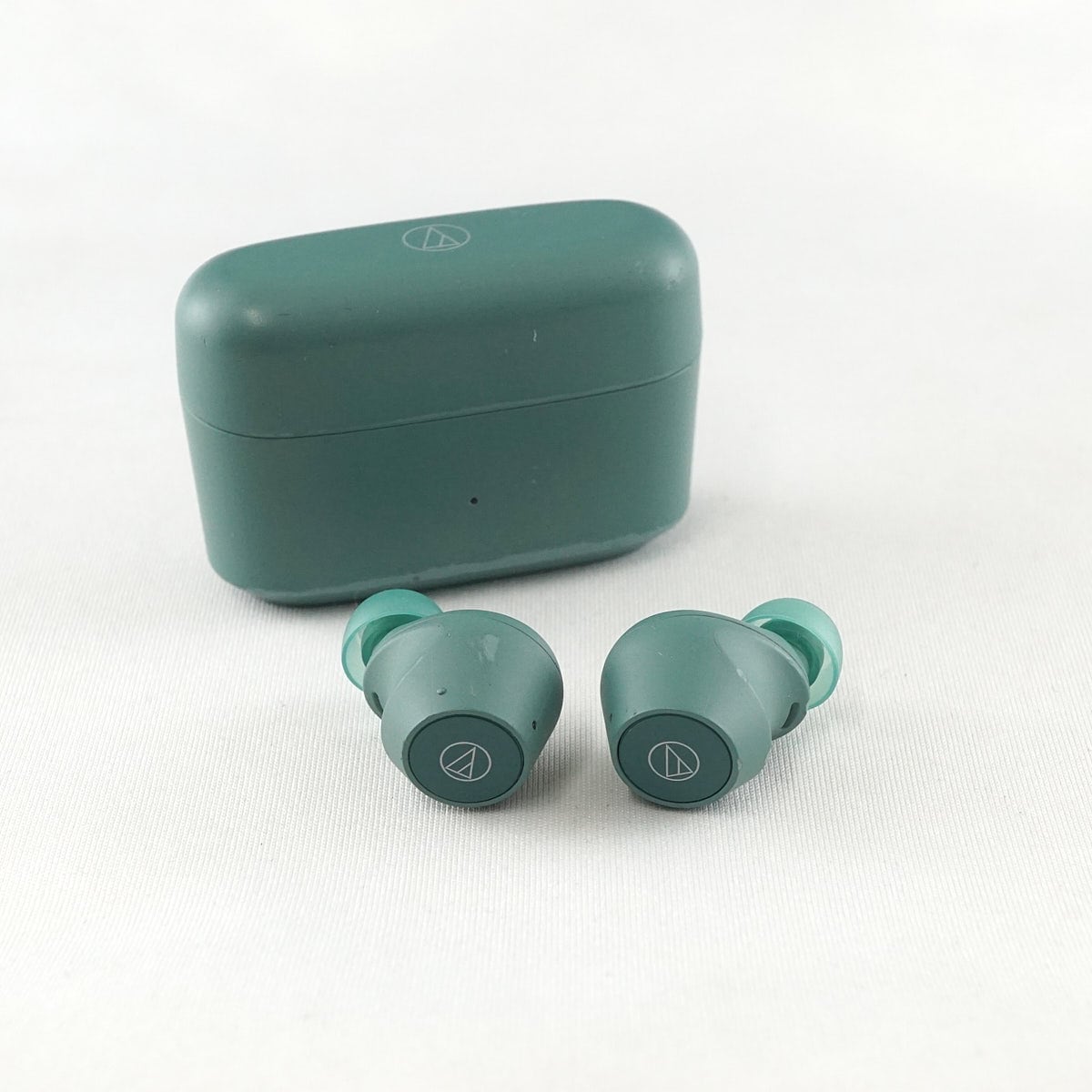 Nothing ear (a) 充電ケースのみ USED美品 充電器 チャージングケース