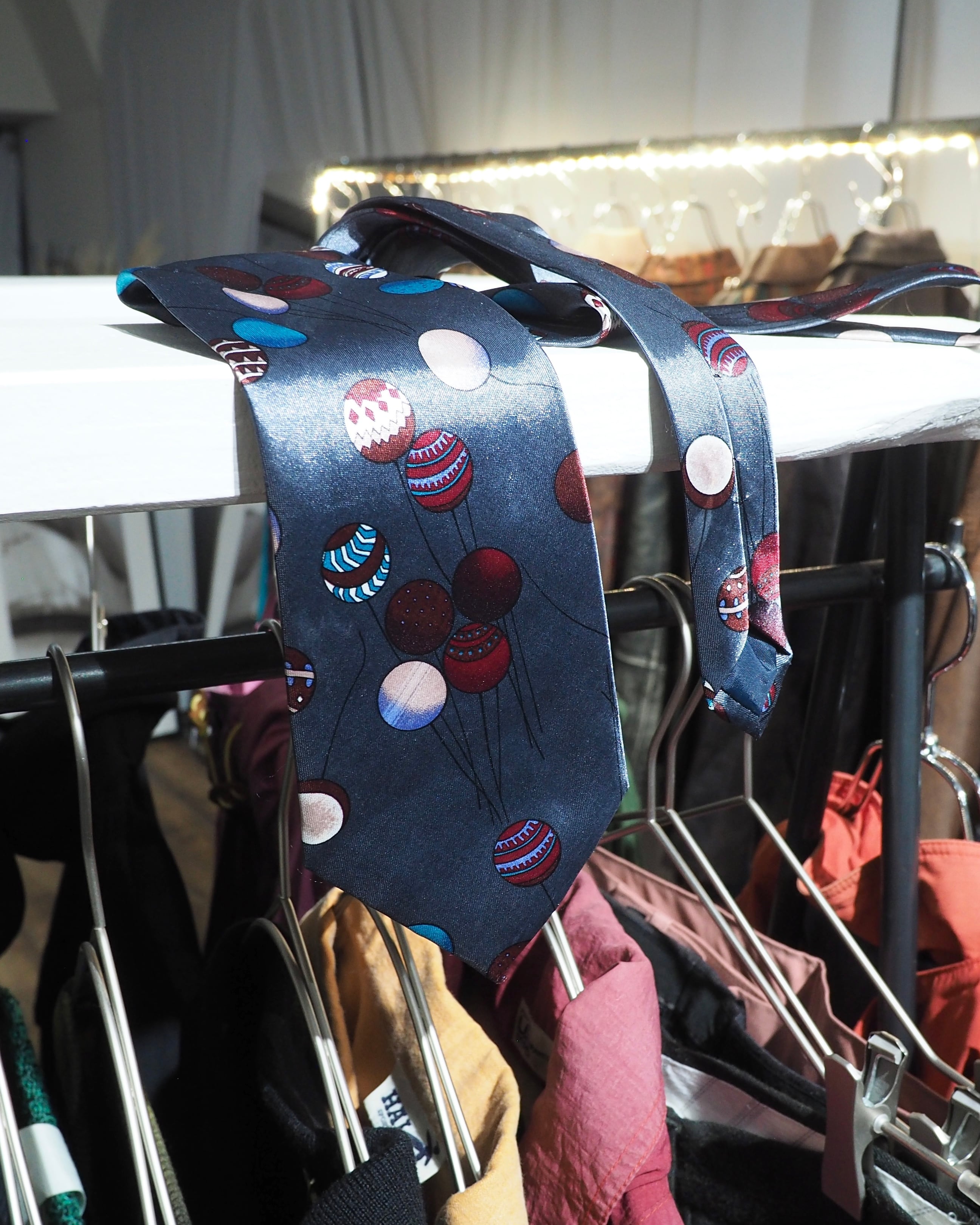 1990s Multi color Balloon pattern vintage Tie