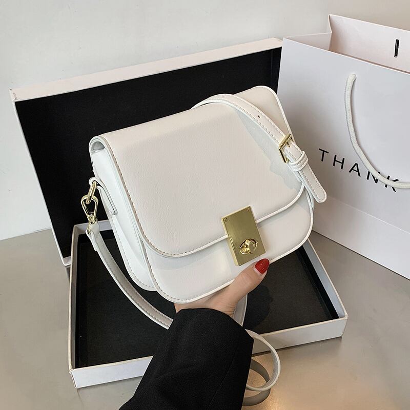 シンプルな小さなバッグ女性バッグ2020人気の新しい流行のファッションワイルドワンショルダーメッセンジャー小さな正方形のバッグネット赤豆腐バッグ Tiancai_Wing_Bag9396210