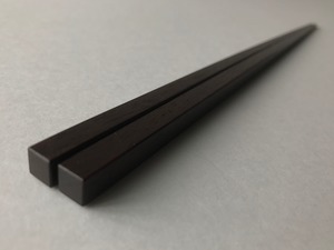 四角箸 22cm（紫檀/M）　Square chopsticks (Rose wood/M)