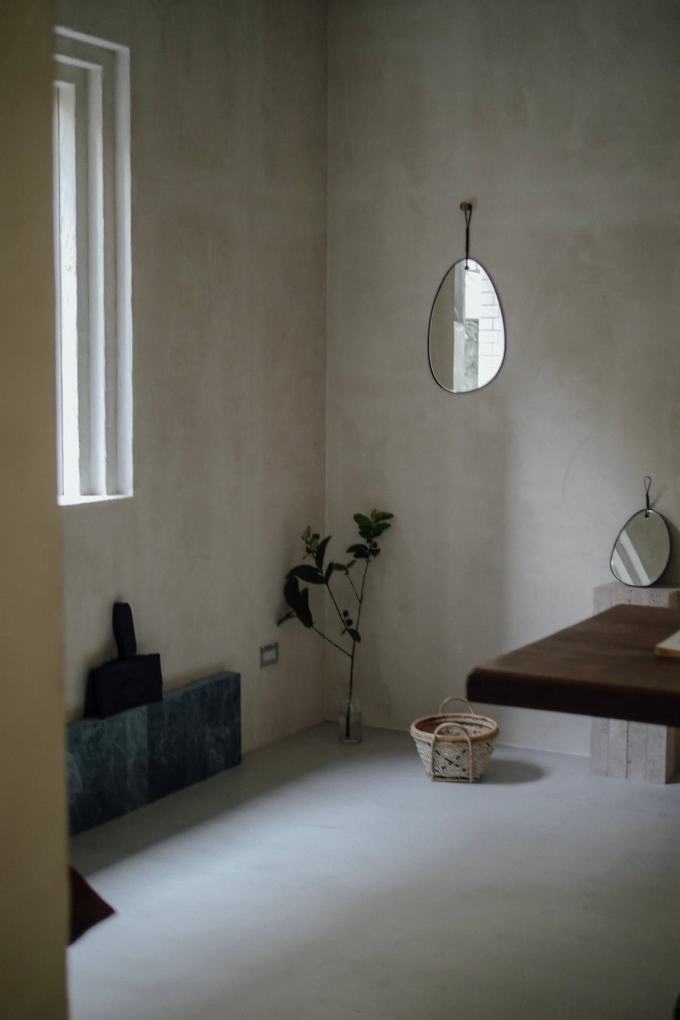 【予約】KAMAROAN Woven Pebble Mirror 45