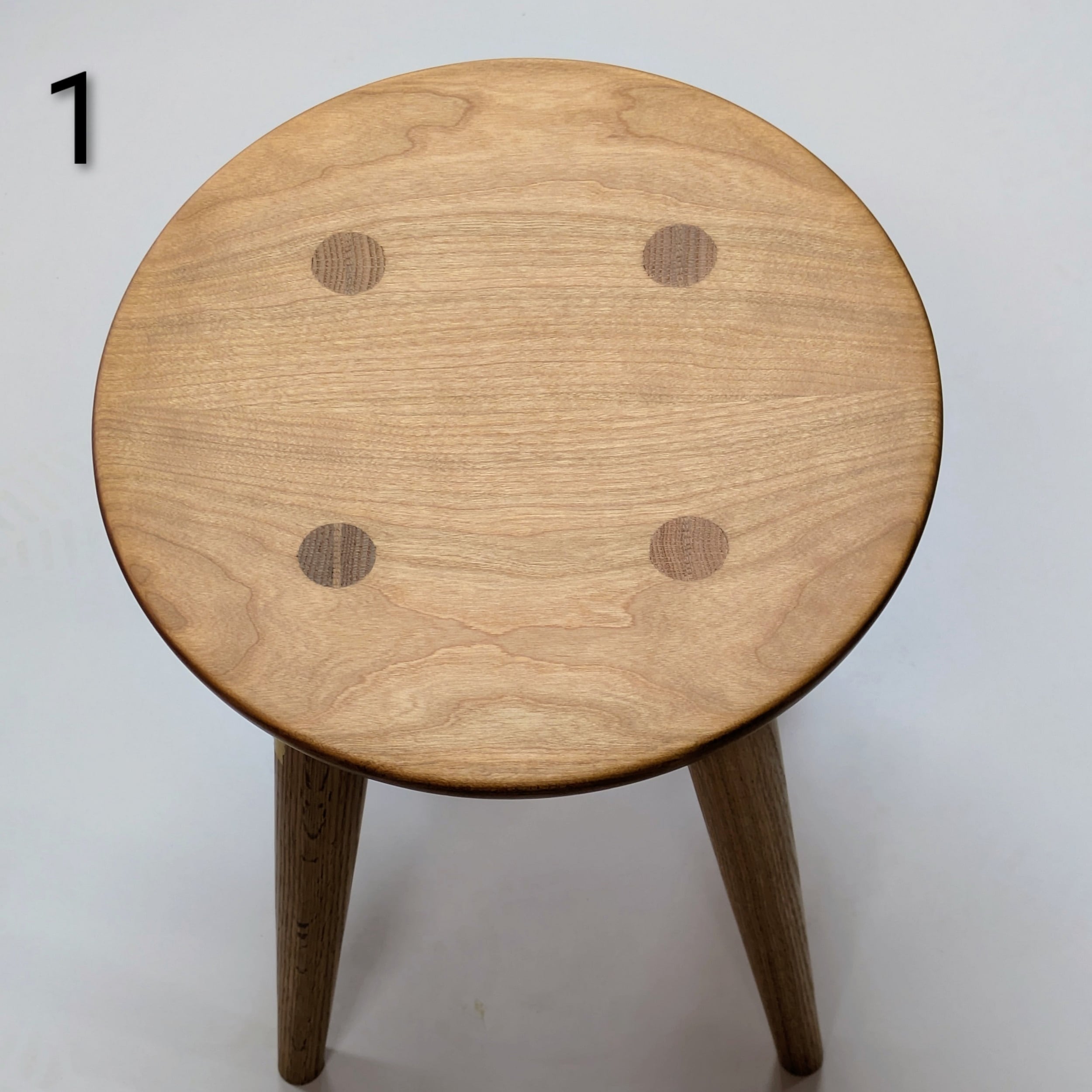 円スツール チェリー en [ circle ] stool - Cherry | 飛騨高山 家具