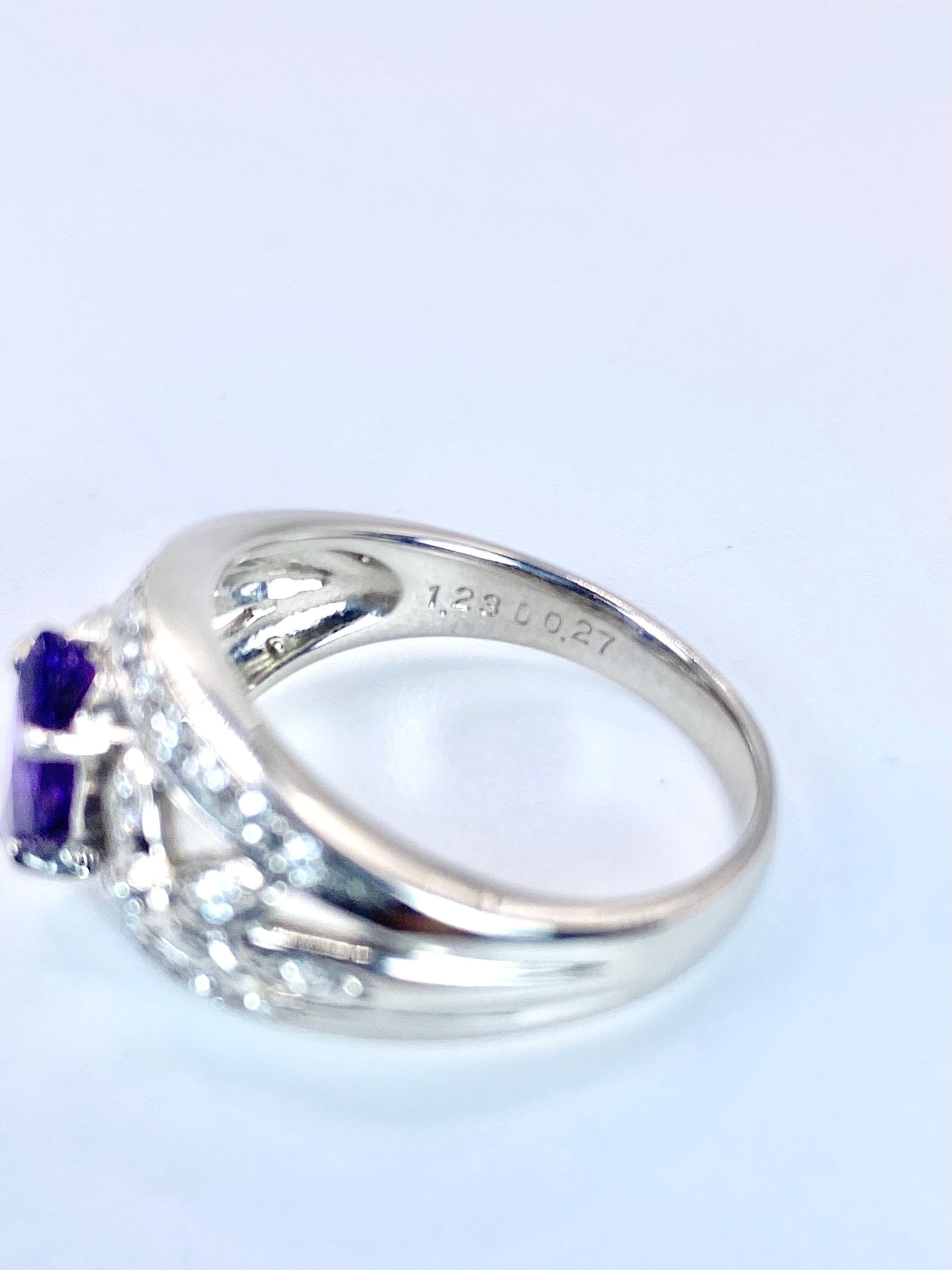 バイオレットサファイア 1.23ct / ダイヤモンド 計0.27ct Pt900 リング