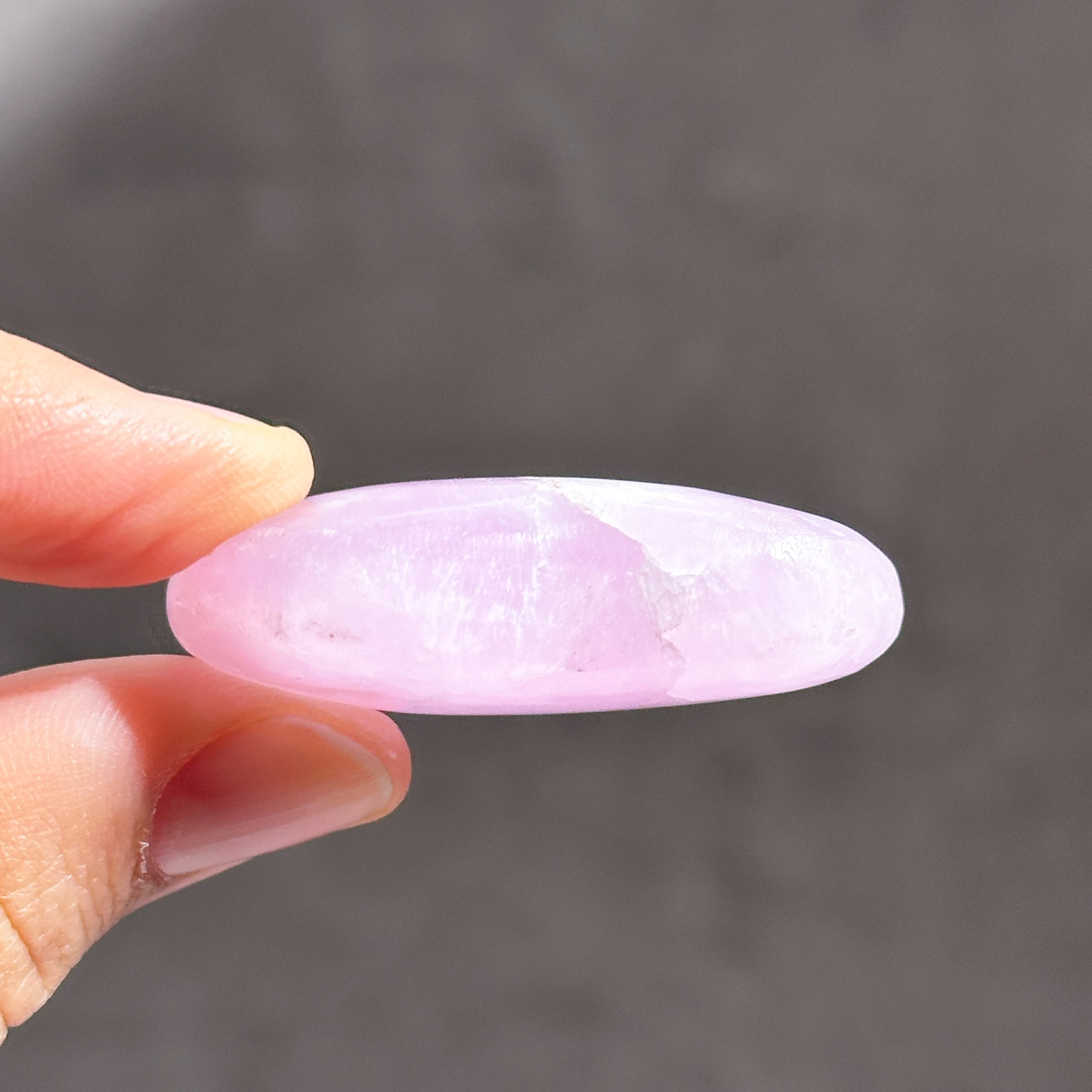 ピンクアラゴナイト ハート52◇Pink Aragonite◇天然石・鉱物