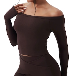 パッド付きオフショルダー3 ブラウン