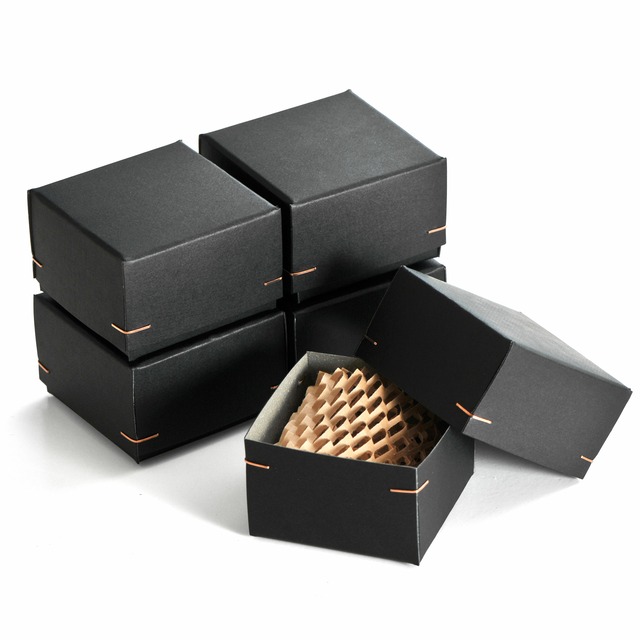 ギフトボックス SS 角留め箱 【ブラック・ネイビー】緩衝材付 58×58×37mm 1個 B107・108