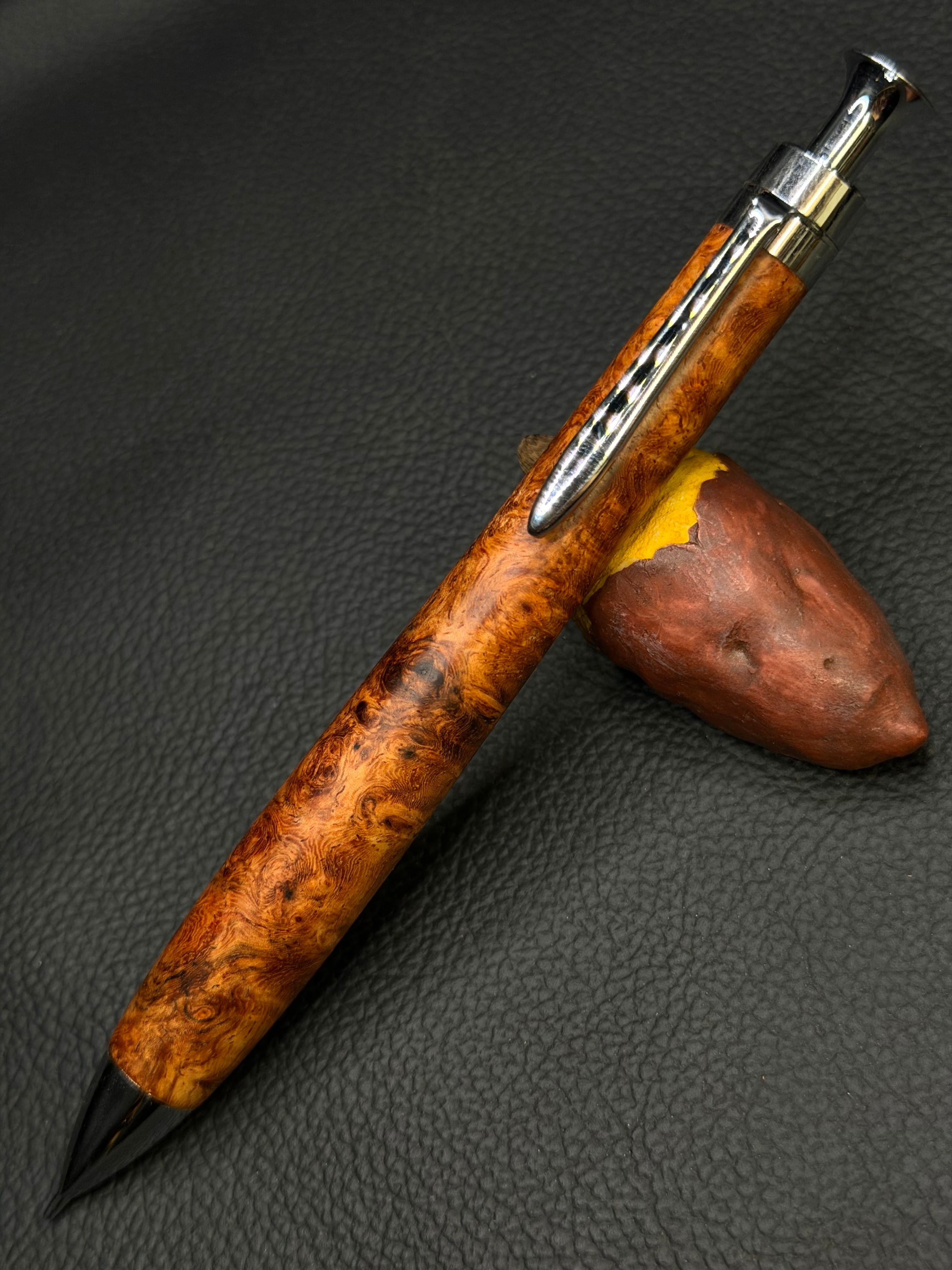 14 黒柿 孔雀杢 | こぶた工房