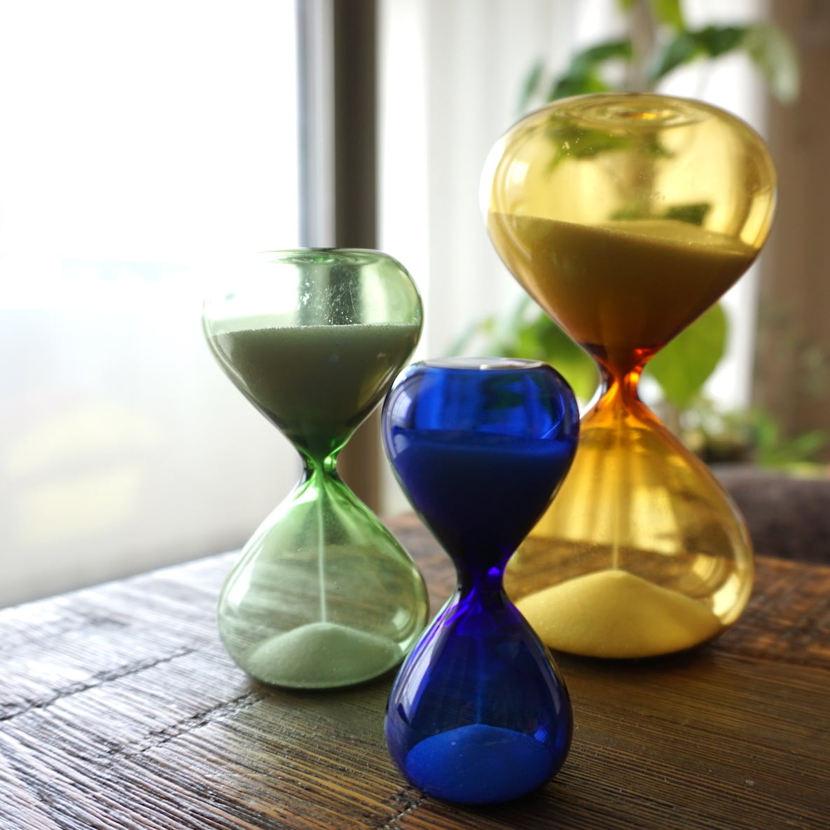 砂時計インテリアランプ - 15分で穏やかな眠りへ誘う