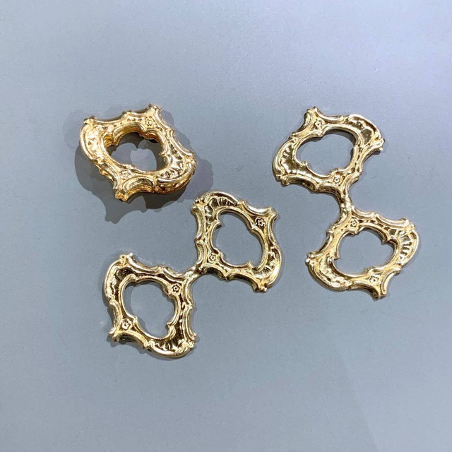 〈最終入荷〉USA真鍮 折りプレート中抜きひし形風