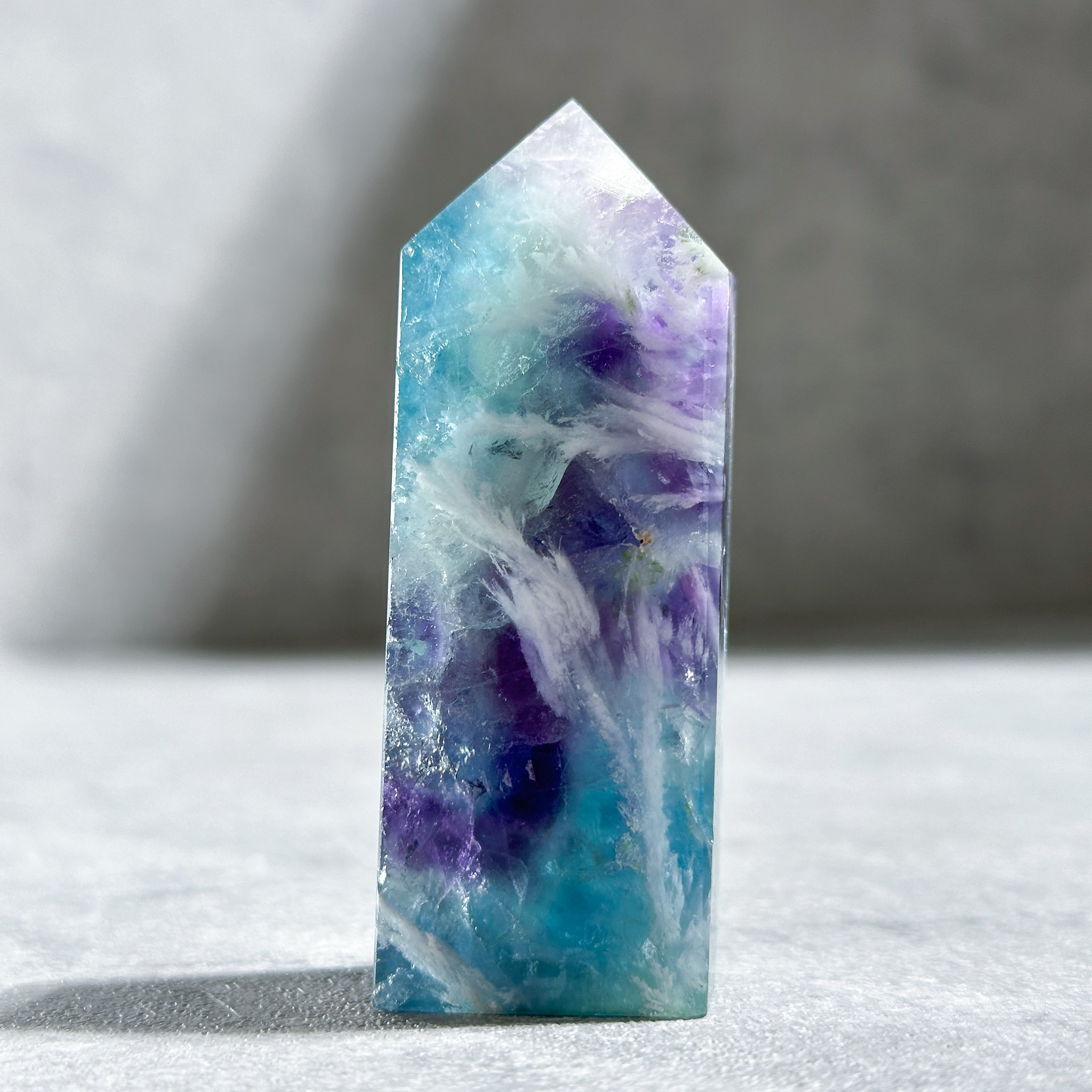 エンジェルフェザーフローライトタワー型11◇ Angel Feather Fluorite ◇天然石・鉱物・パワーストーン