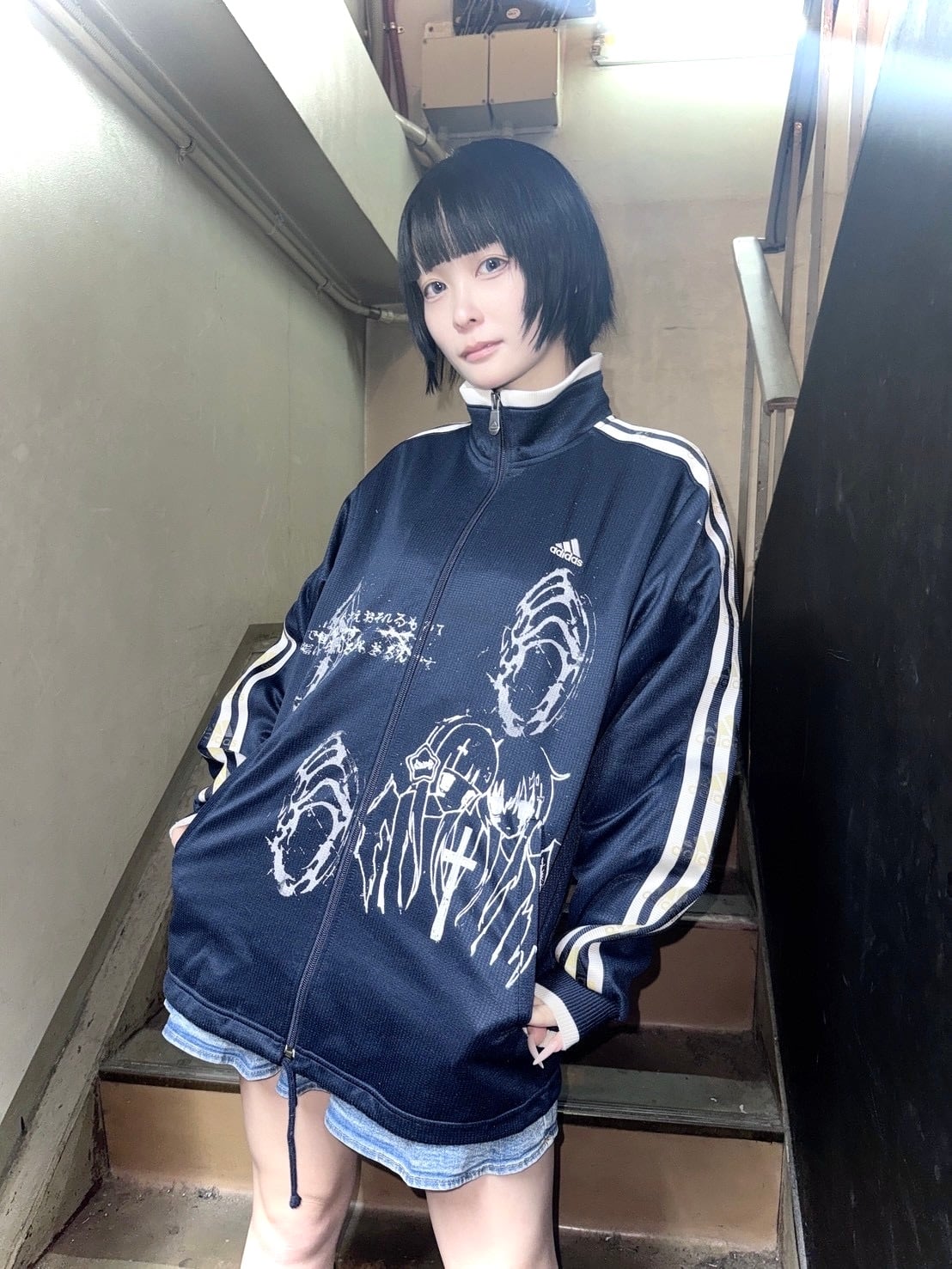 ALL ITEM | プレミアム雀蜂