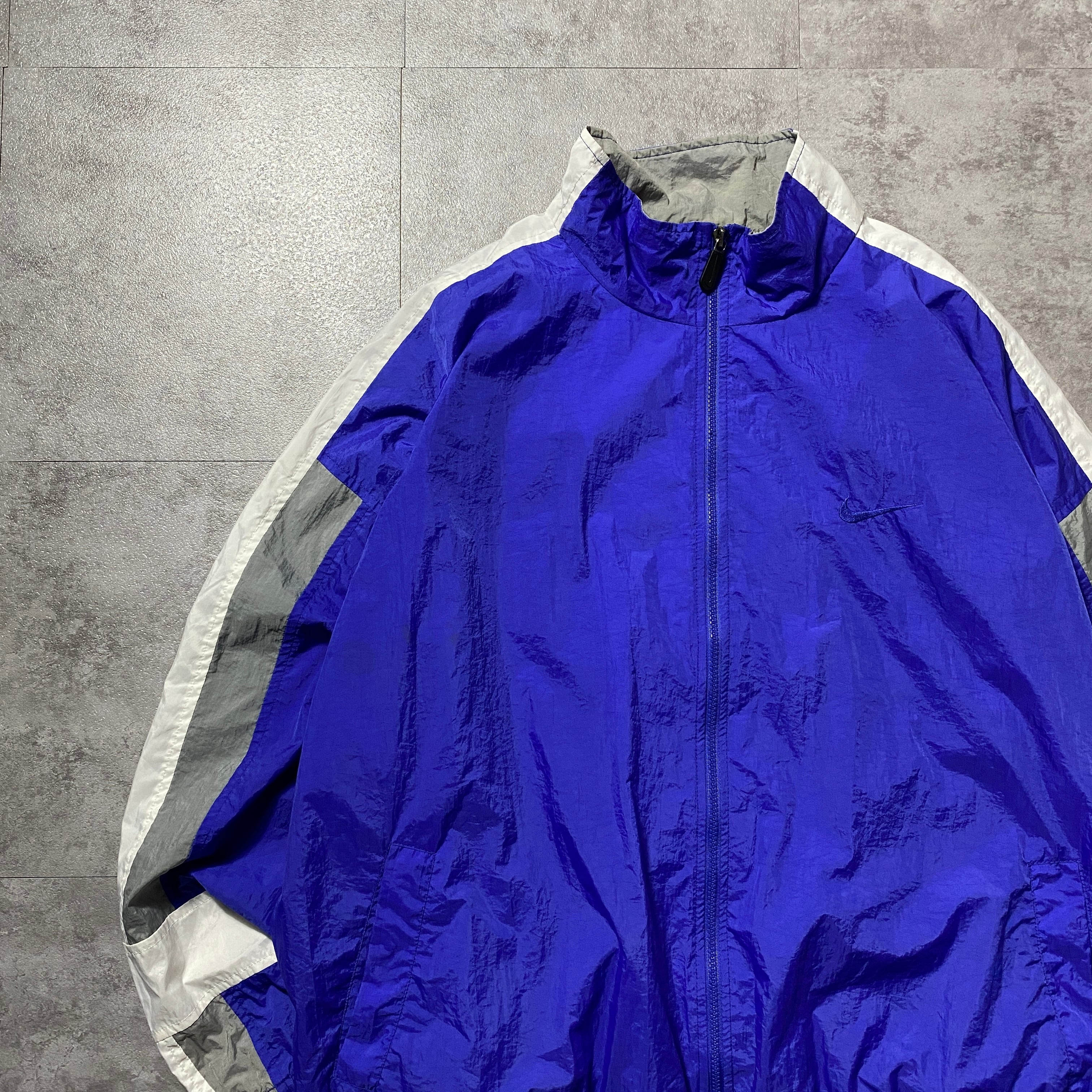 NIKE　ナイキ　ナイロンジャケット　スウッシュ刺繍　L XL　ネイビー 90's NIKE ナイキ スウォッシュ 刺繍ワンポイント アームロゴ