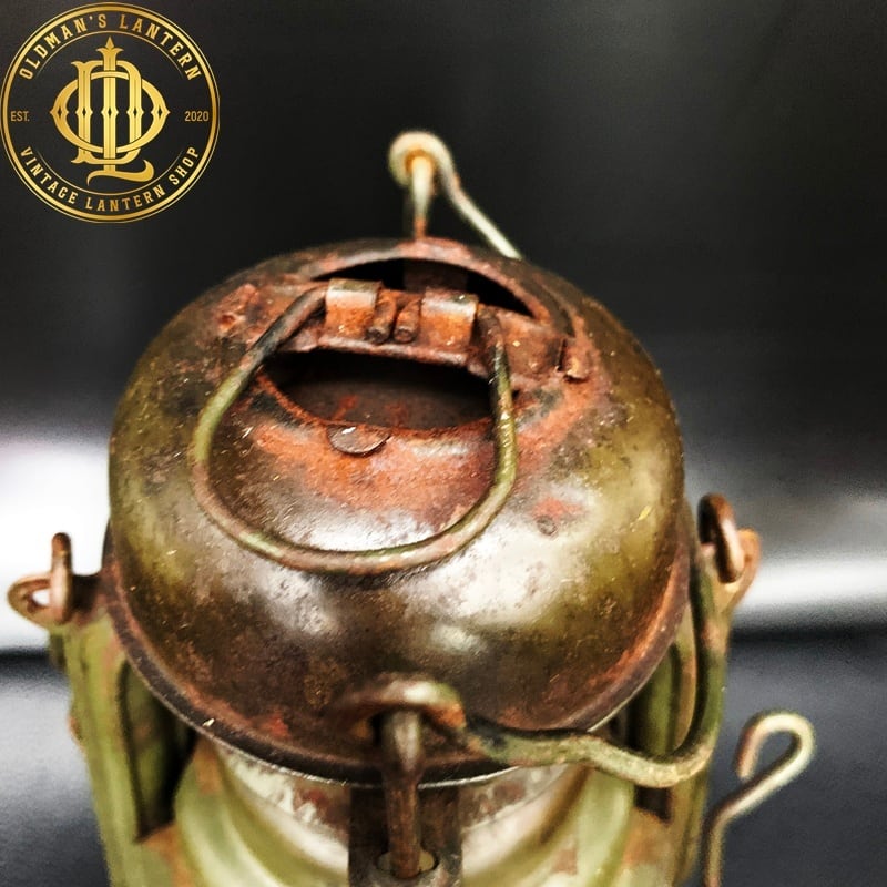 Feuerhand 176Lu レッドグローブ Feuerhand 176Lu レッドグローブ | Oldman's lantern