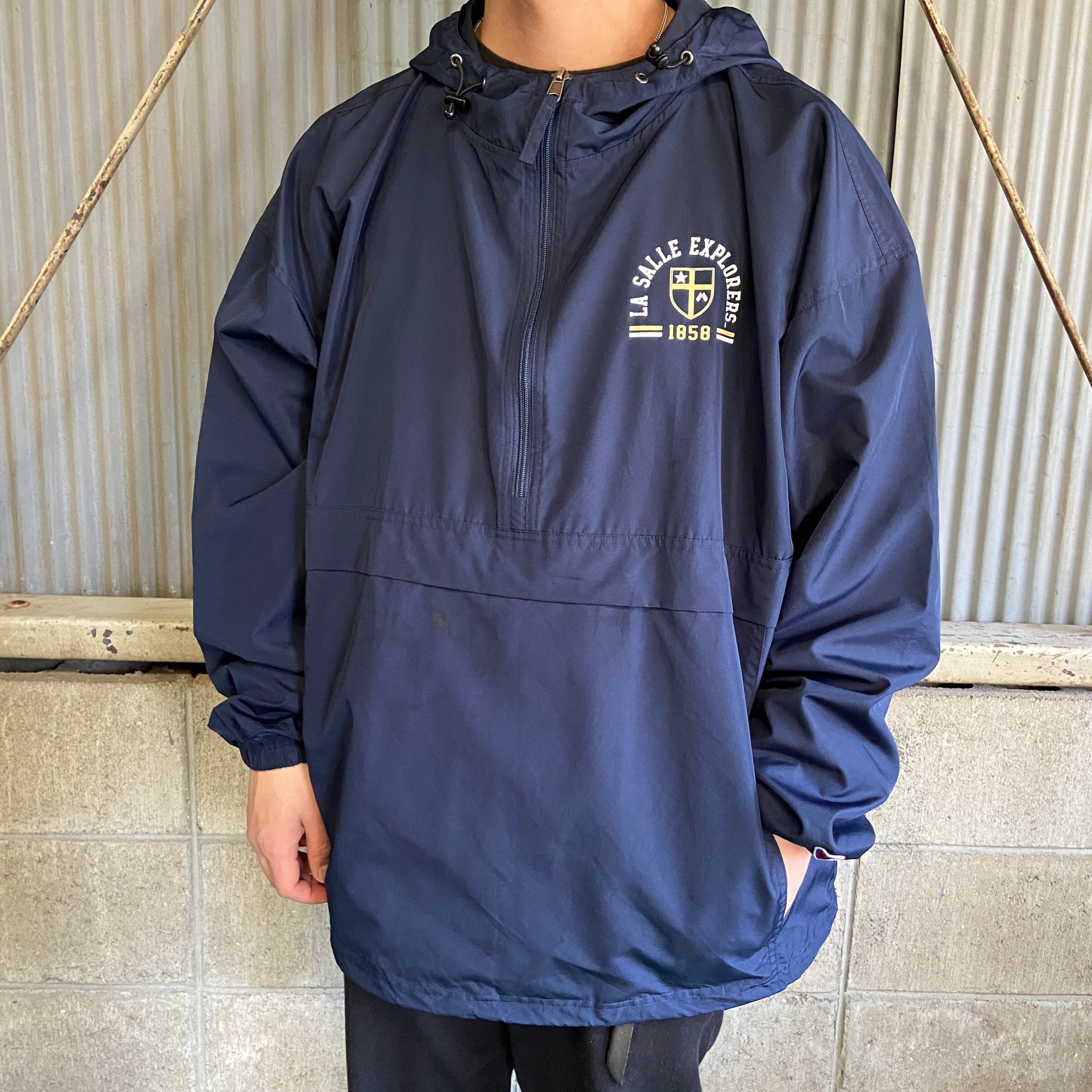 スーパービッグサイズ チャンピオン ハーフジップアノラックパーカー メンズ4XL 古着 Champion ワンポイント ロゴプリント プルオーバー  ポリエステルジャケット ネイビー 紺色 大きいサイズ 【ナイロンジャケット】【3anniv】 | cave 古着屋【公式】古着通販サイト