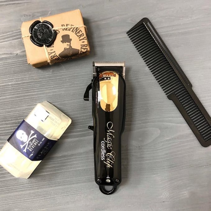 wahl コードレスバリカンファイブスターマジッククリップ GOLD BLACK