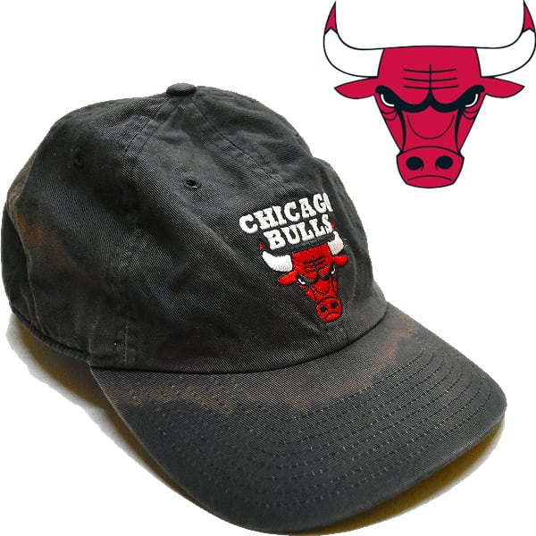 CHICAGO BULLS シカゴブルズ NBA 赤黒 6パネルキャップ