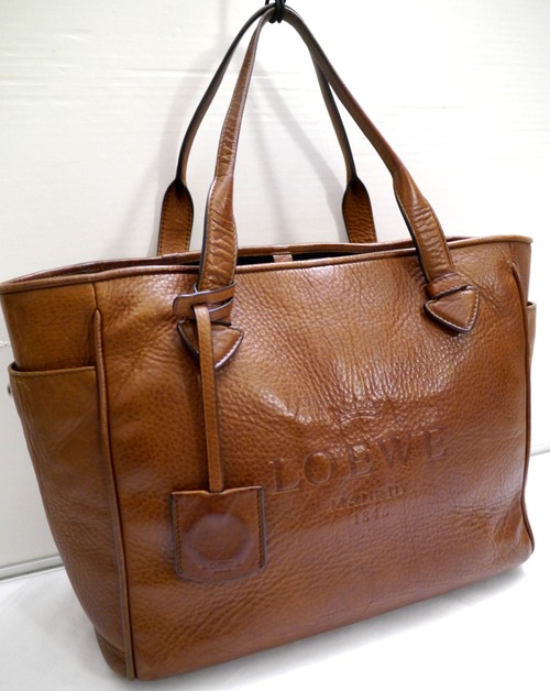 18万◆LOEWE ロエベ HERITAGE ヘリテージ M A4対応 ビジネス可 レザー トート ハンド バッグ 茶◆ 大きなロゴが映える使いやすい定番モデル