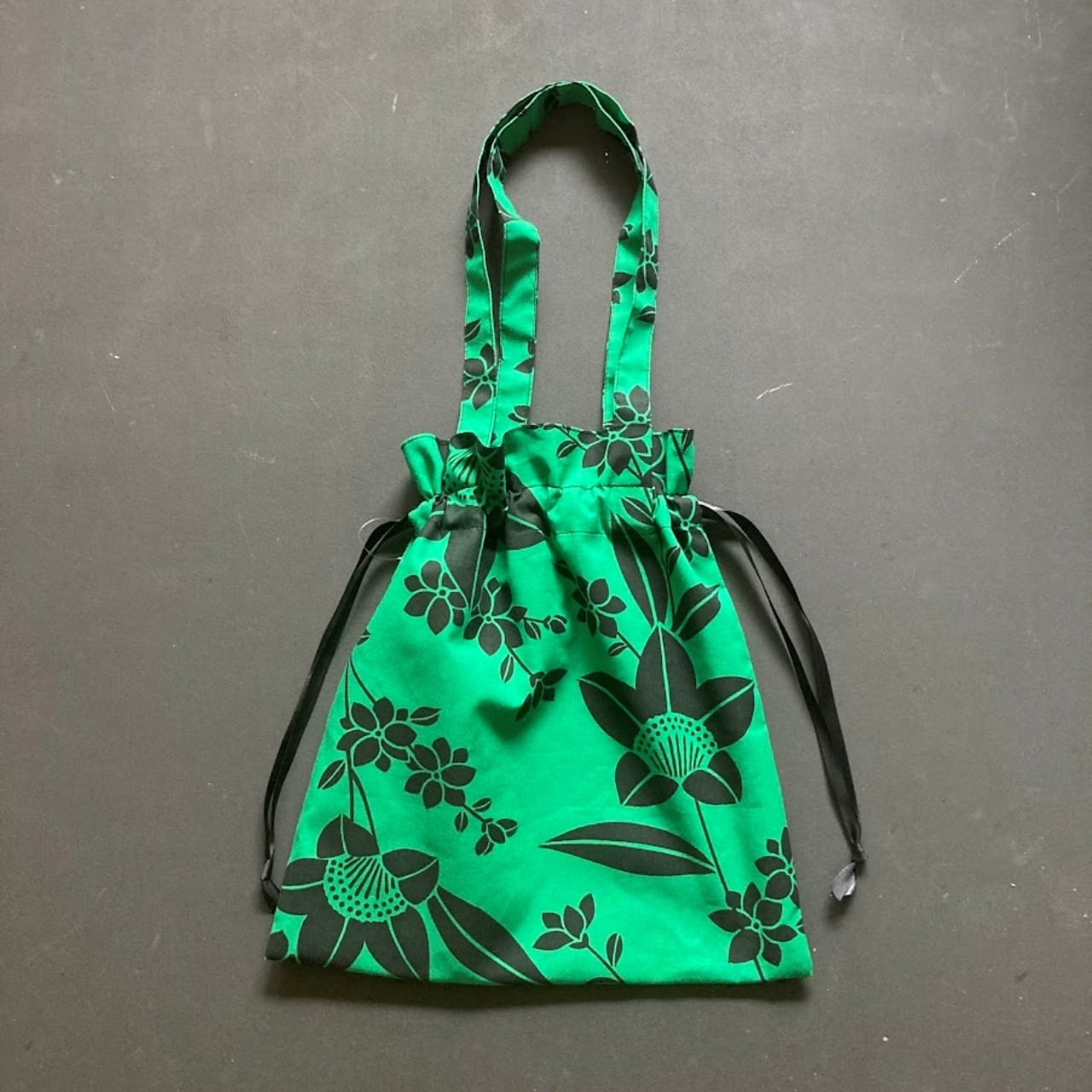 きんちゃくキモノトート BLACK×GREEN ゆかた地 着物リメイク 日月堂