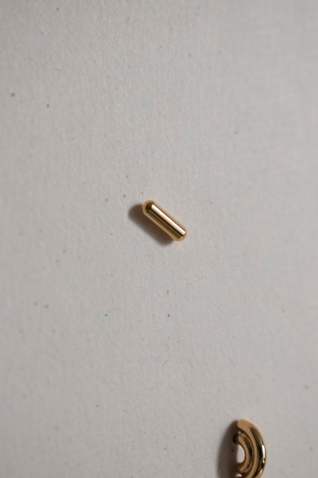 contour / stud pierce /bar line plump S