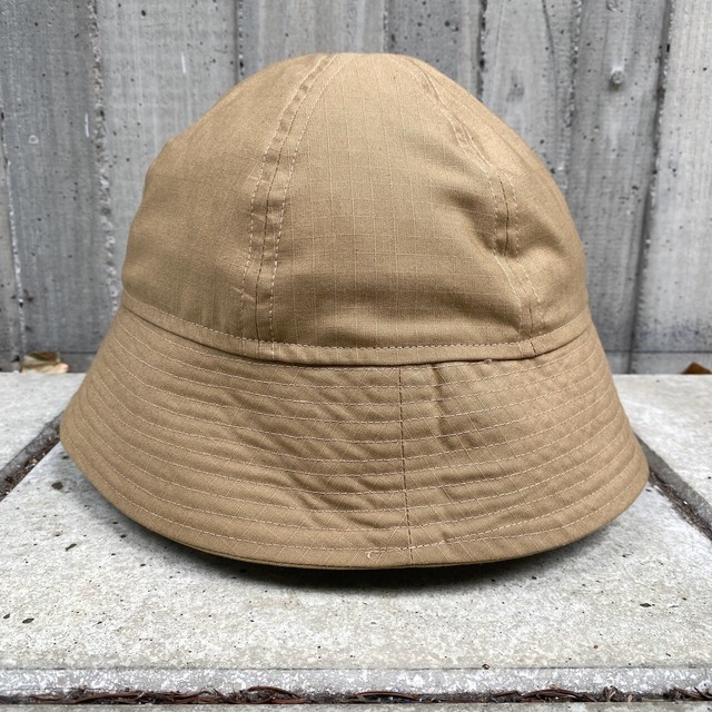 Stashstore BucketHat Beige
