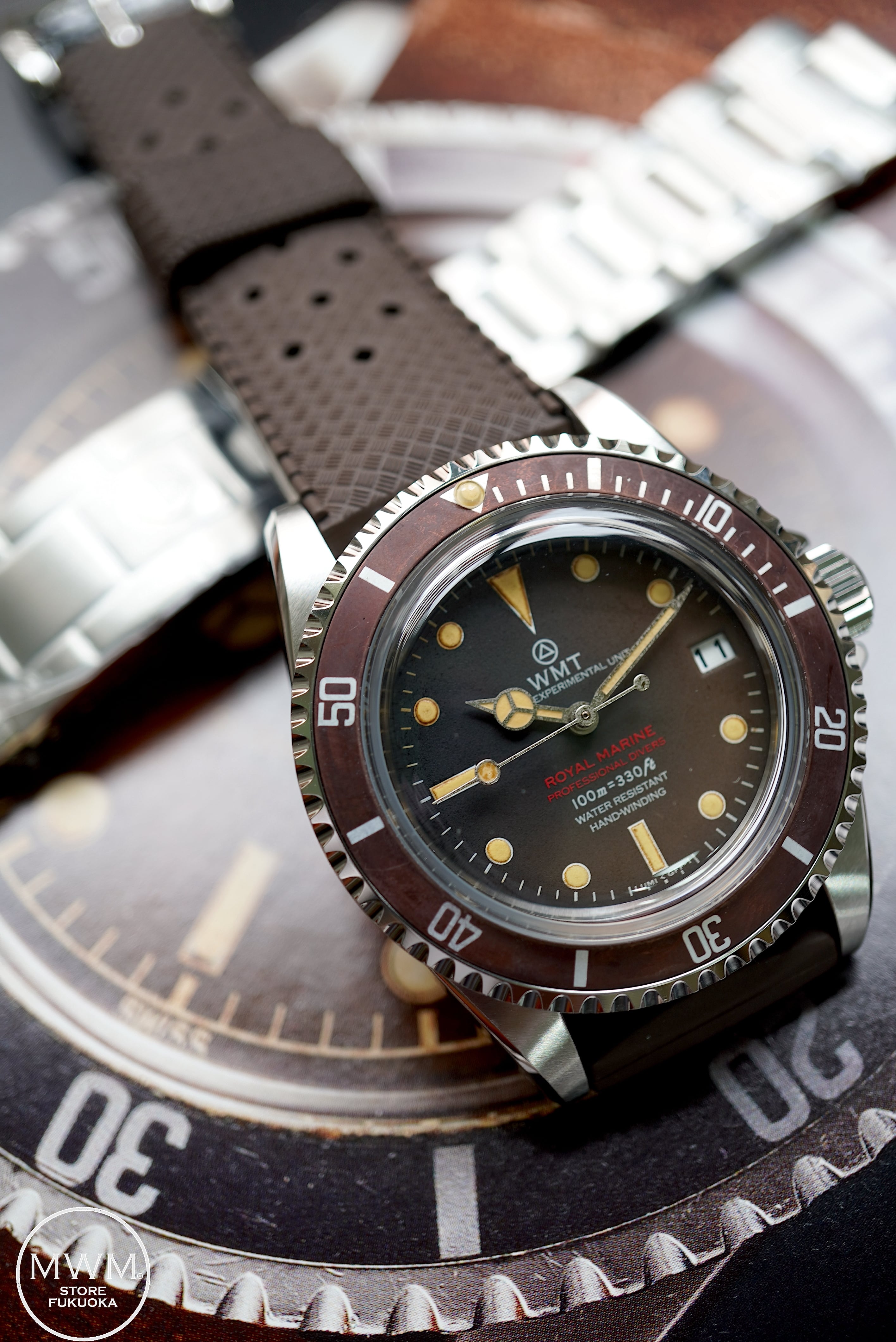wmt ロイヤルマリン 純正ブレス付き WMT Royal Marine – Tropical Brown / Aged Edition / Metal Bracelet
