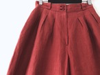 Rouge color linen tuckpants