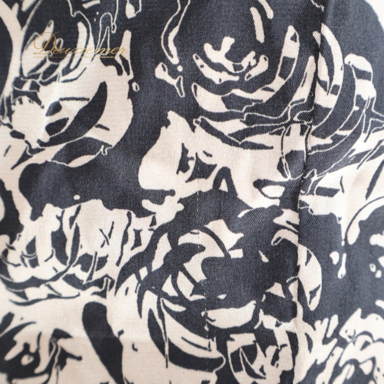 社交ダンス 衣装 チャコット Chacott トップス ブラウス スカート ツーピース セットアップ 黒 ゴールド 金 ベージュ フリル 花柄 上品 綺麗 パーティ 発表会 レッスン 練習着 ブラック系 ベージュ系 ゴールド系 フェミニン おしゃれ フォーマル 発表会衣装 お洒落