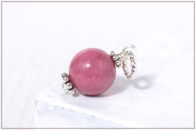 ロードナイト１０ミリ玉ペンダントトップ