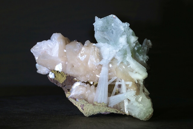 グリーンアポフィライト/スティルバイト/スコレサイト Apophyllite/Stilbite/Scolecite 863