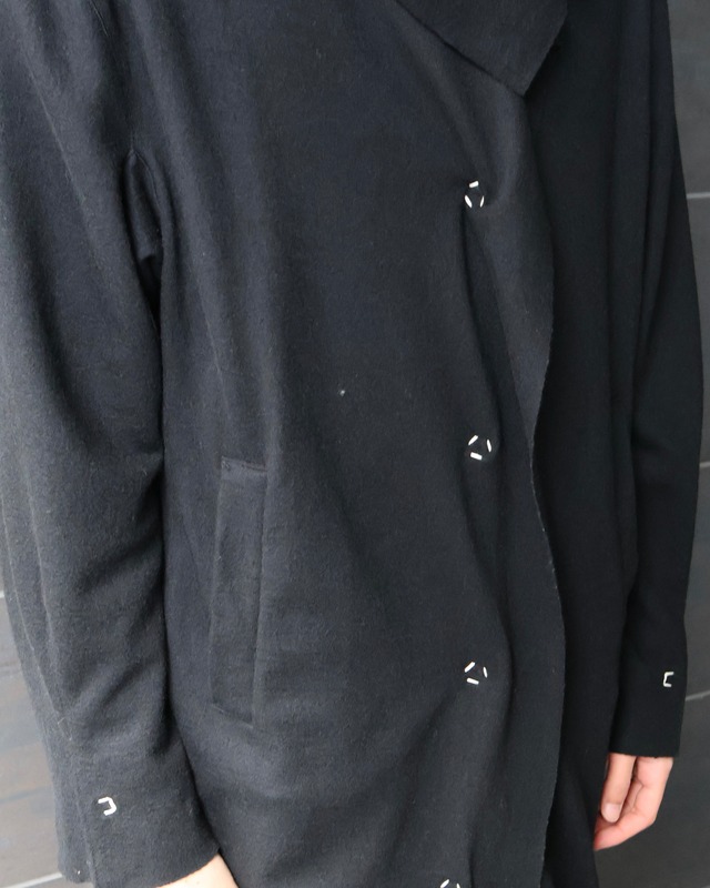 【y's】Detailed design snap mid-length long sleeves