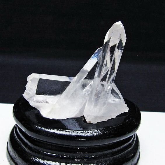水晶 クラスター マダガスカル産 台座付属 水晶 原石 一点物 172-4379