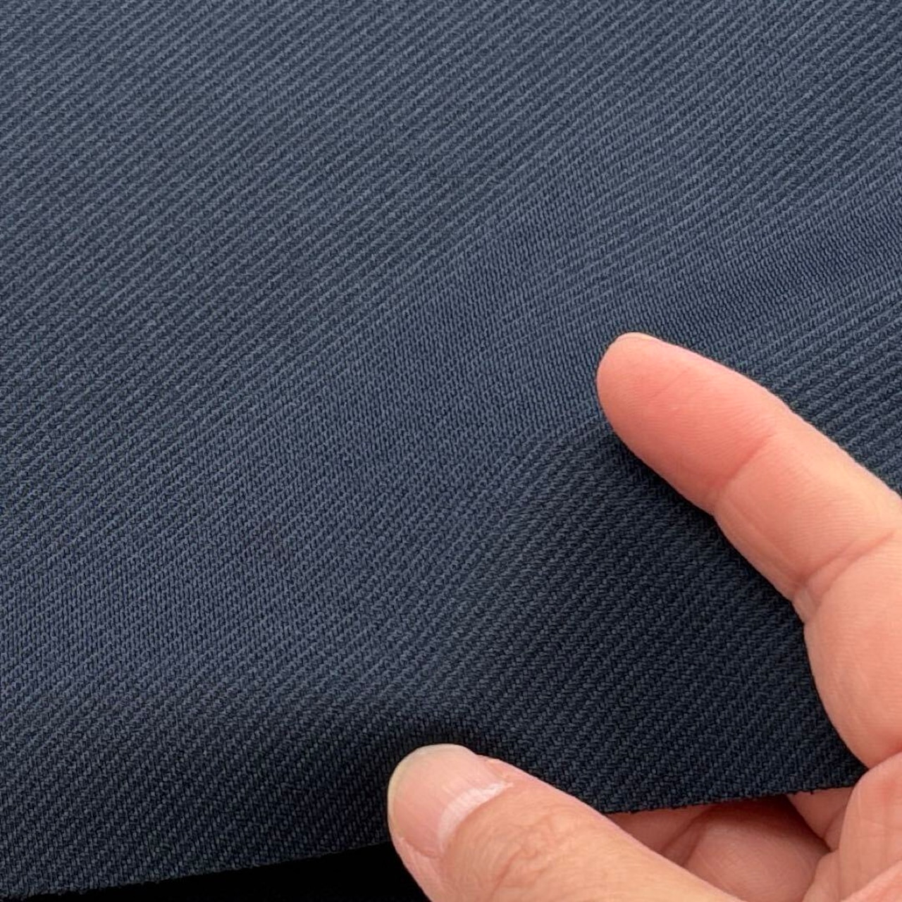 ★TC242◆2m◆綿ポリエステル混ツイルジャージーニット生地◆ネイビー