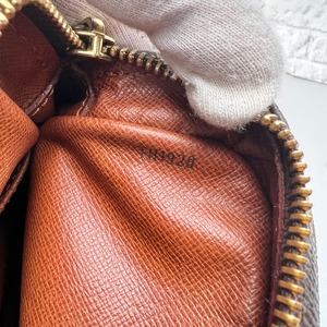 LOUIS VUITTON ヴィトン アマゾン モノグラム レザー ショルダーバッグ ブラウン A-14131