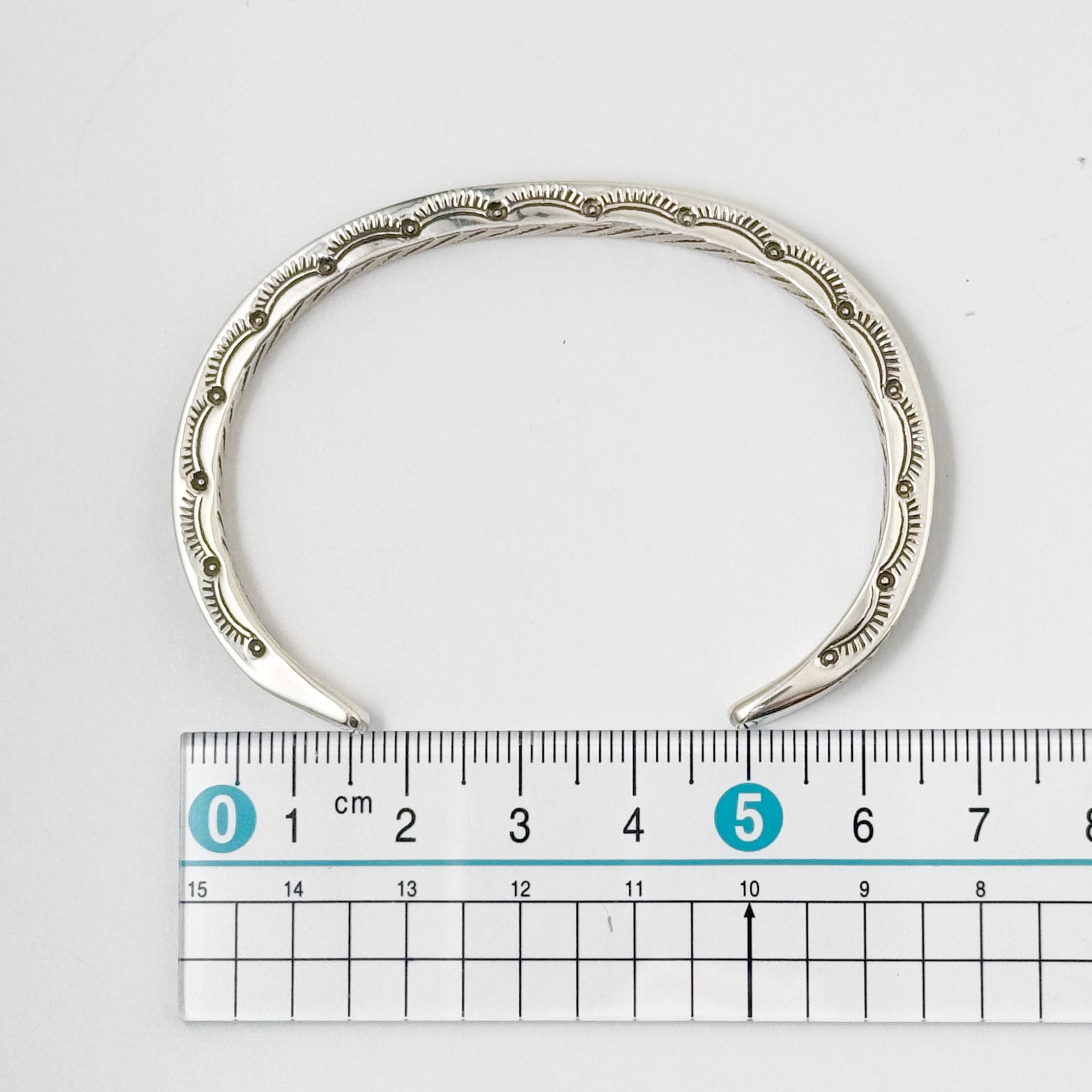 Indian Jewelry 》オール スタンプワーク バングル | 【公式通販】鎌倉