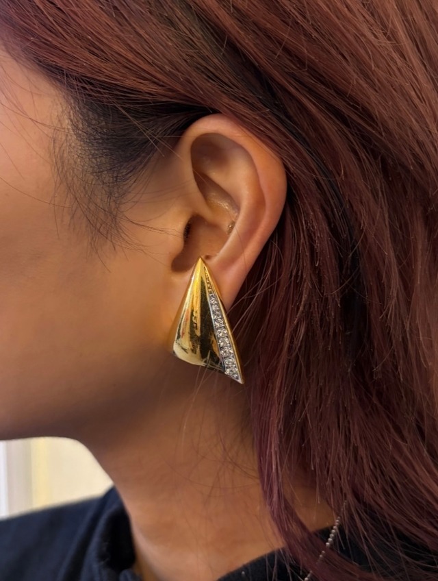 NINA RICCI/ vintage stone square gold earring.(o)