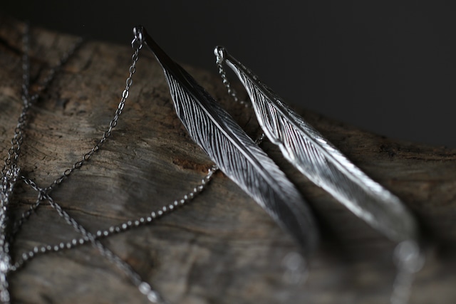 Swing Feather Necklace