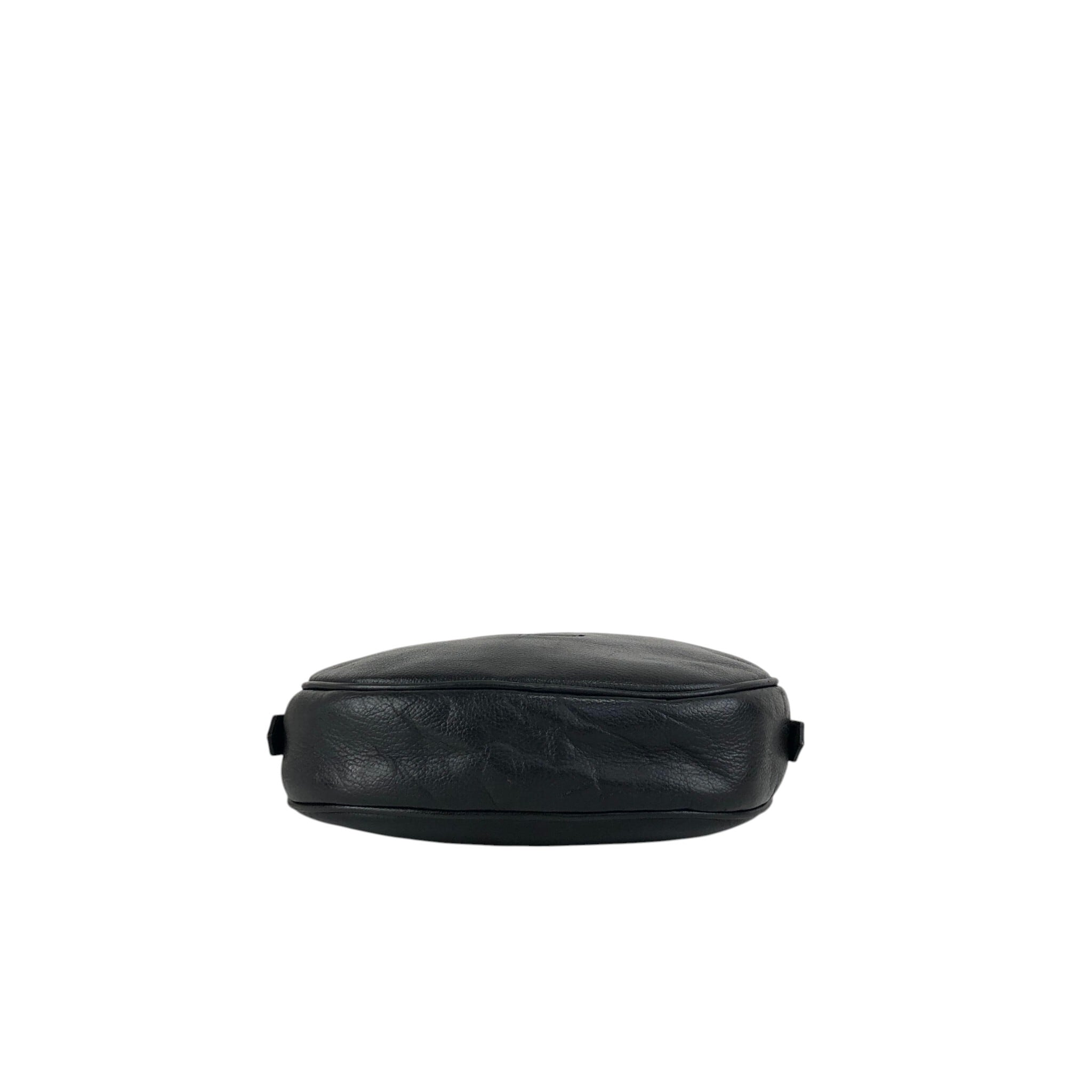 Yves Saint Laurent ショルダーバッグ ブラック Yves Saint Laurent イヴ・サンローラン ショルダーバッグ ブラック