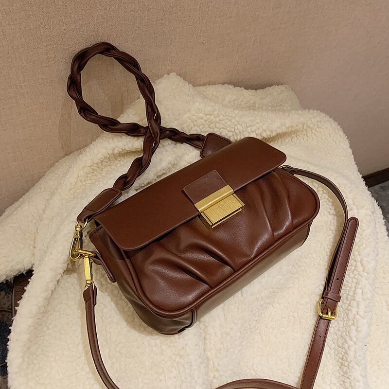 オータムウィンターレッド 秋物 冬物 スクウェア メッセンジャーバッグ 手作りハンドバック34461872987