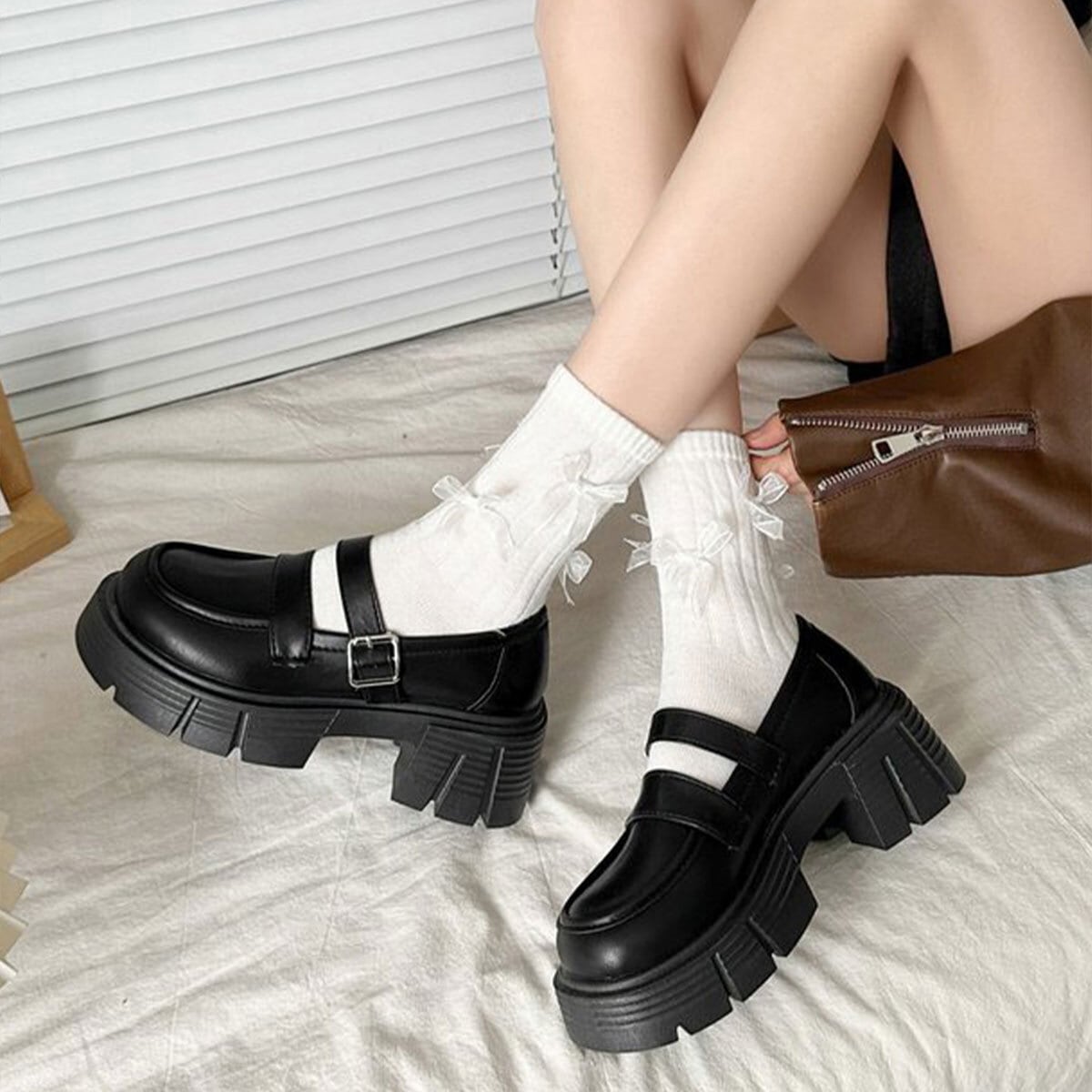 厚底 ローファー ダブルベルト レディース 韓国 PUレザー 通勤 通学 学生 大人 きれいめ シンプル ガーリー シューズ 靴 トラックソール ラウンドトゥ 大人可愛い 大人女子