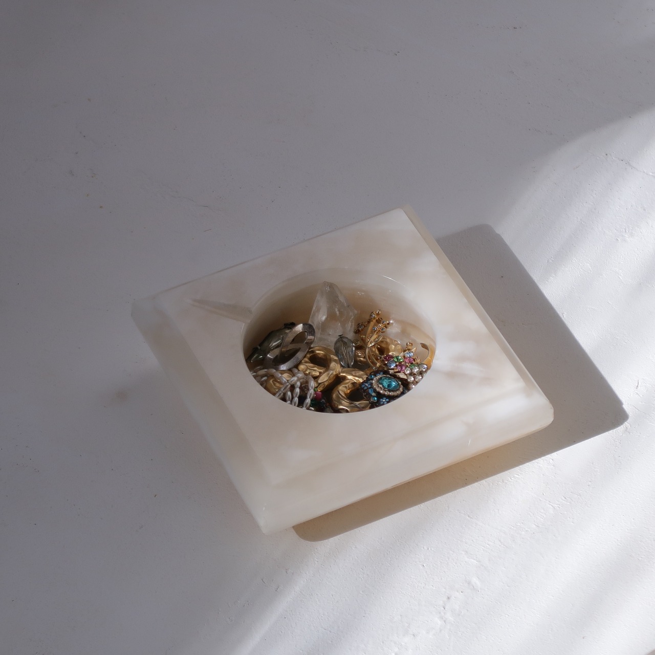 □と◯のアッシュトレイ