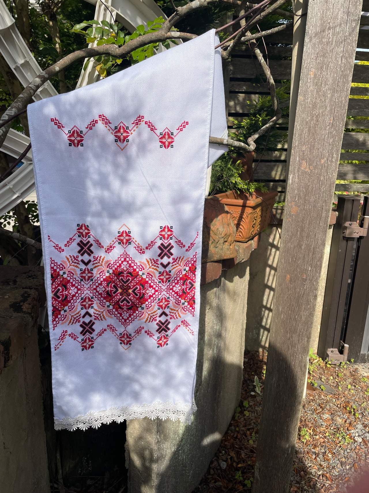 ウクライナ伝統手刺繍祭具タオル「ルシニク」 - 4